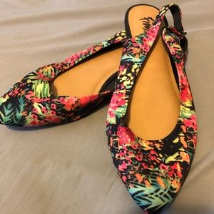 Colorful/edgy flats
